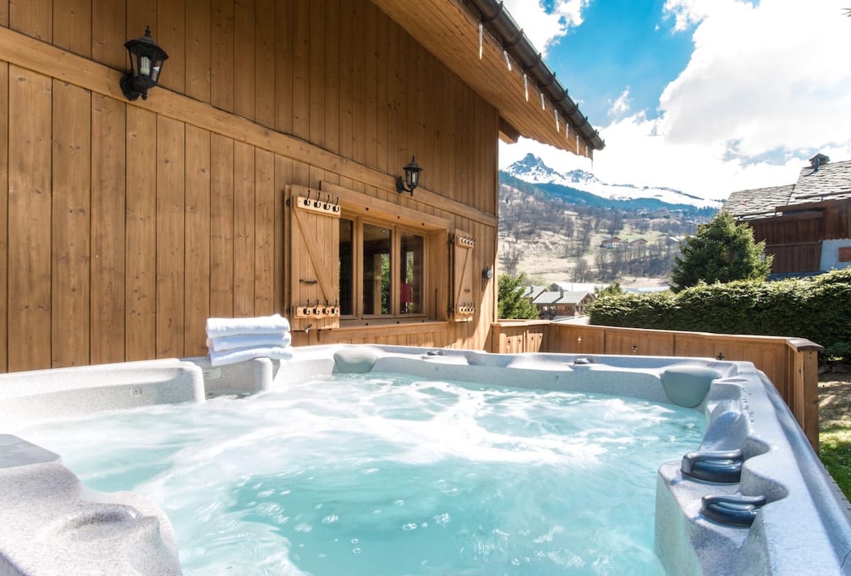 Chalet Bruyere Hot Tub